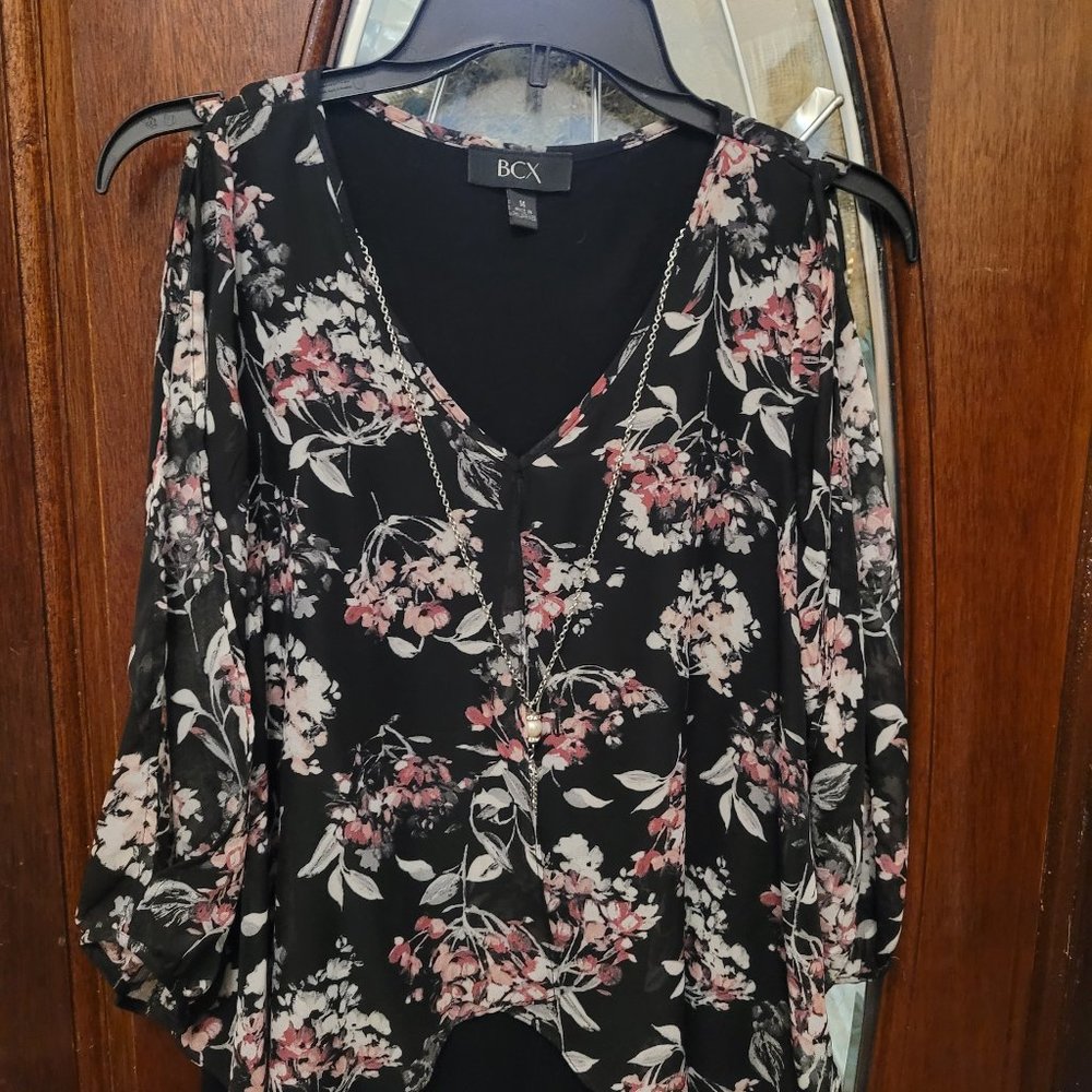 BCX Macy's brand women's open sleeve top